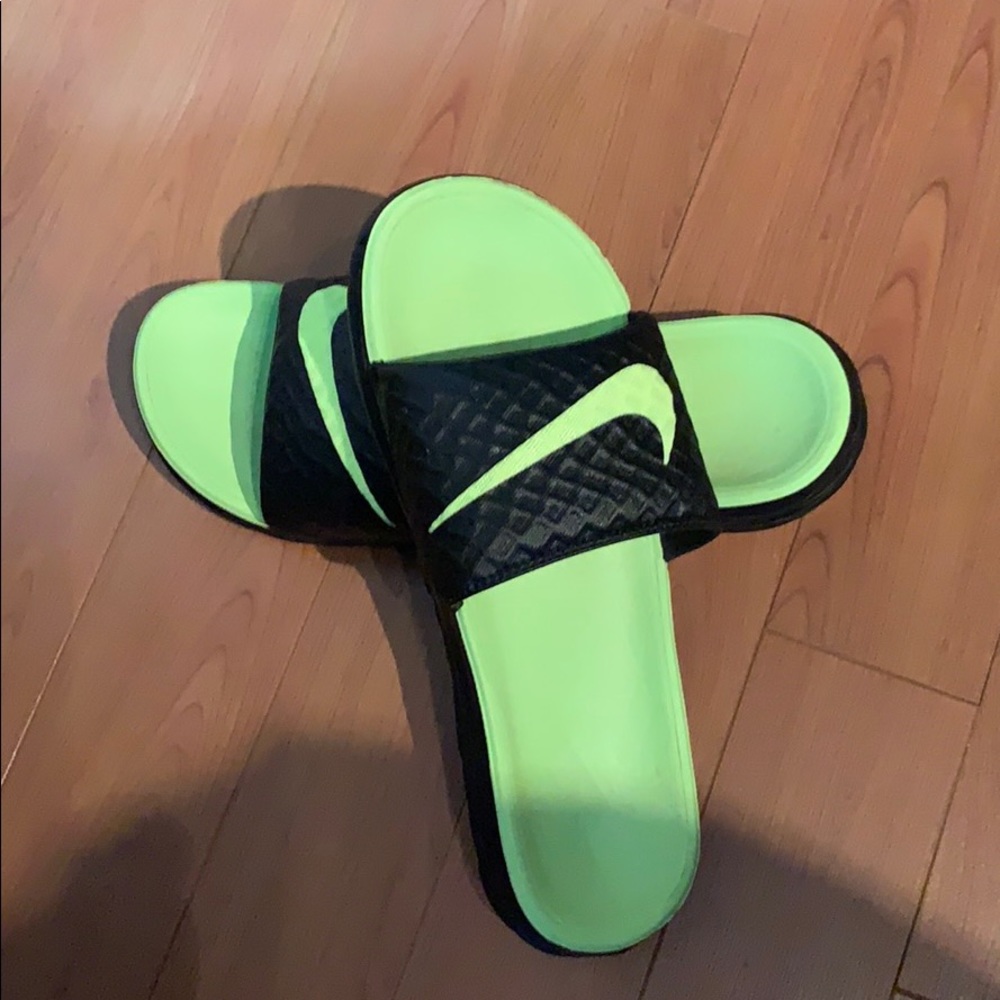 Nike sandals black & neon green